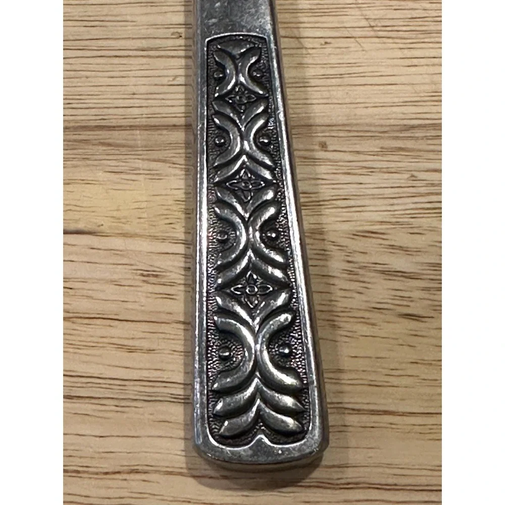Set of 8 Vintage Alhambra Stainless Japan Butter Knives